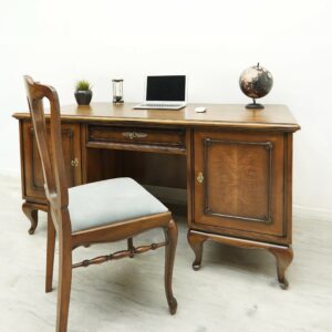 dwustronne biurko chippendale z lat 40 tych. po renowacji.