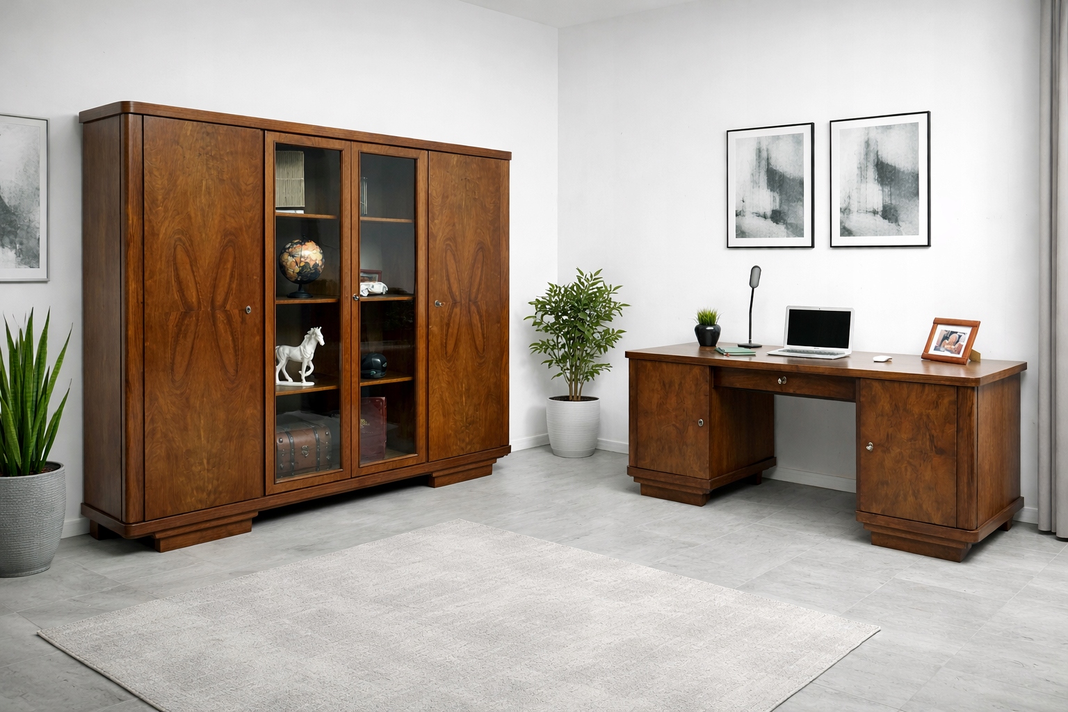 Zabytkowy gabinet art deco z lat 40-tych. Po renowacji. 18519624071