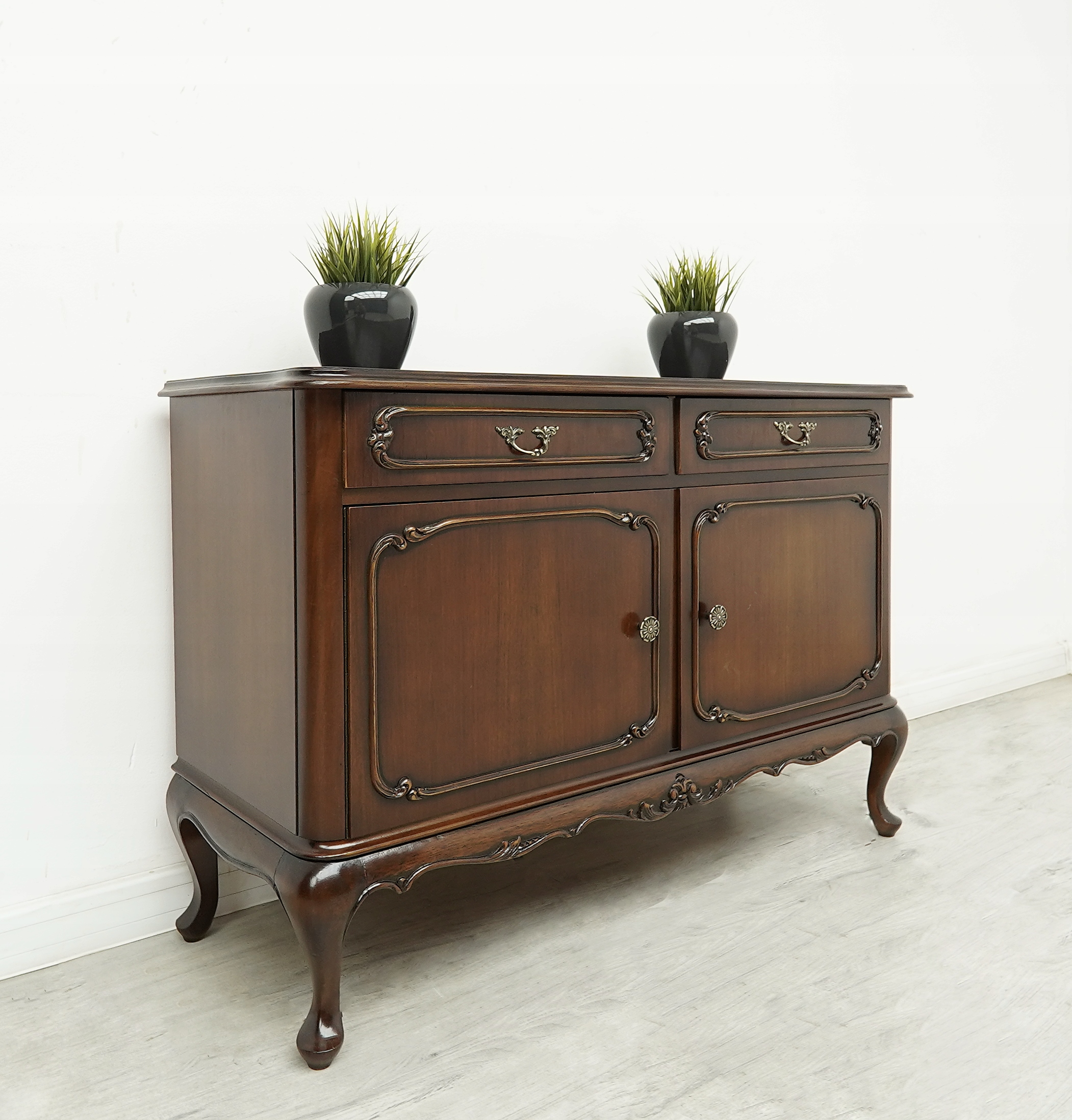 Mała, stylowa komoda Ludwik. Po renowacji. 18691204898