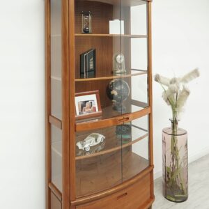 stylowa witryna/serwantka vintage / teak. po profesjonalnej renowacji.
